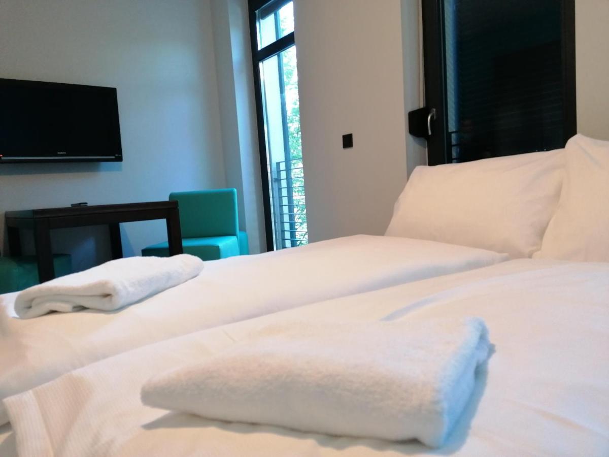 Kh Hotel Mit Restaurant 가이젠펠트 외부 사진