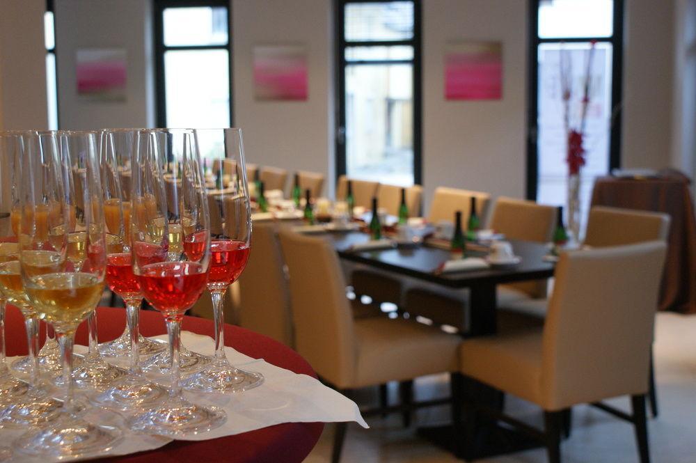 Kh Hotel Mit Restaurant 가이젠펠트 외부 사진